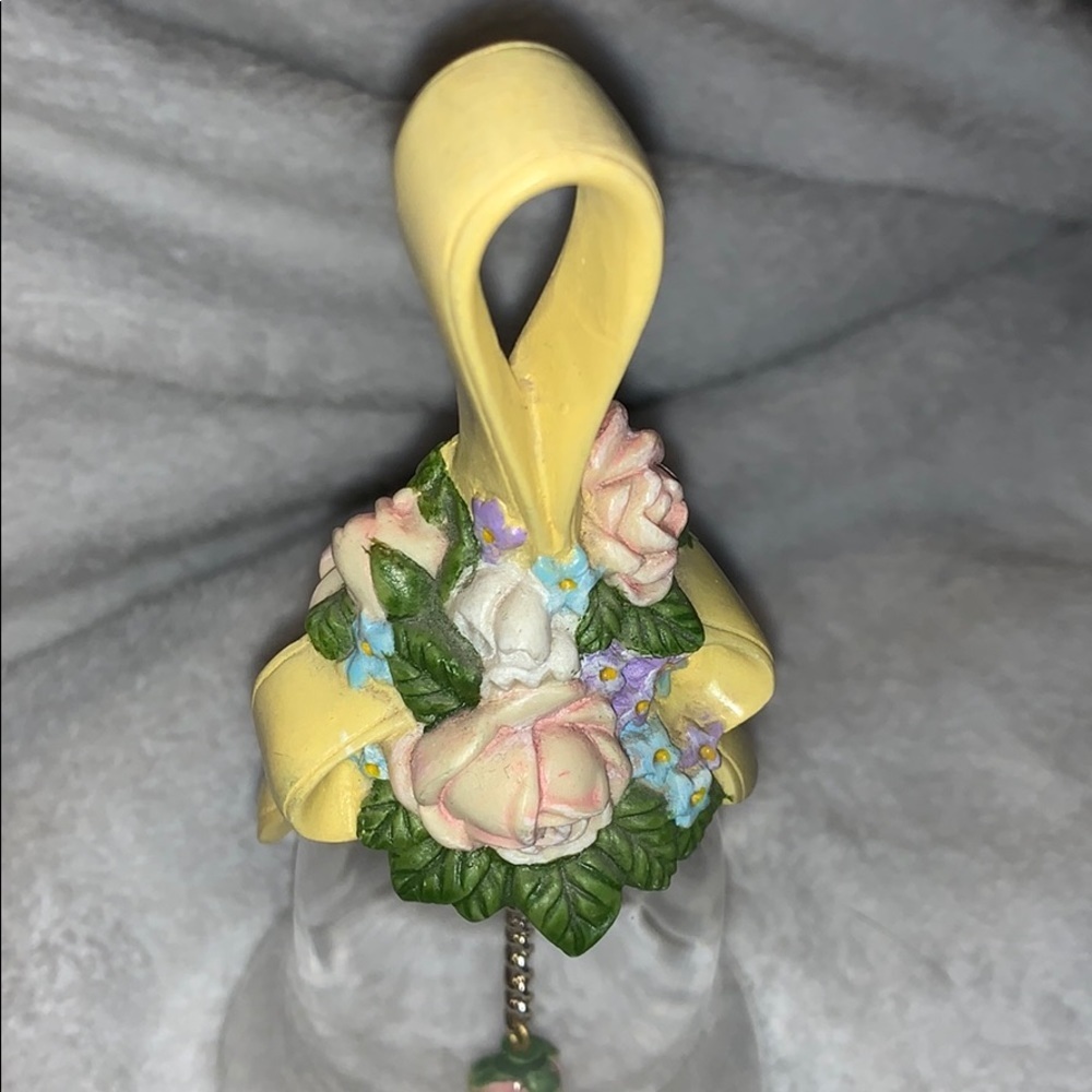 Avon Issue Commemorative Spring Floral Bell - Picture 3 of 7